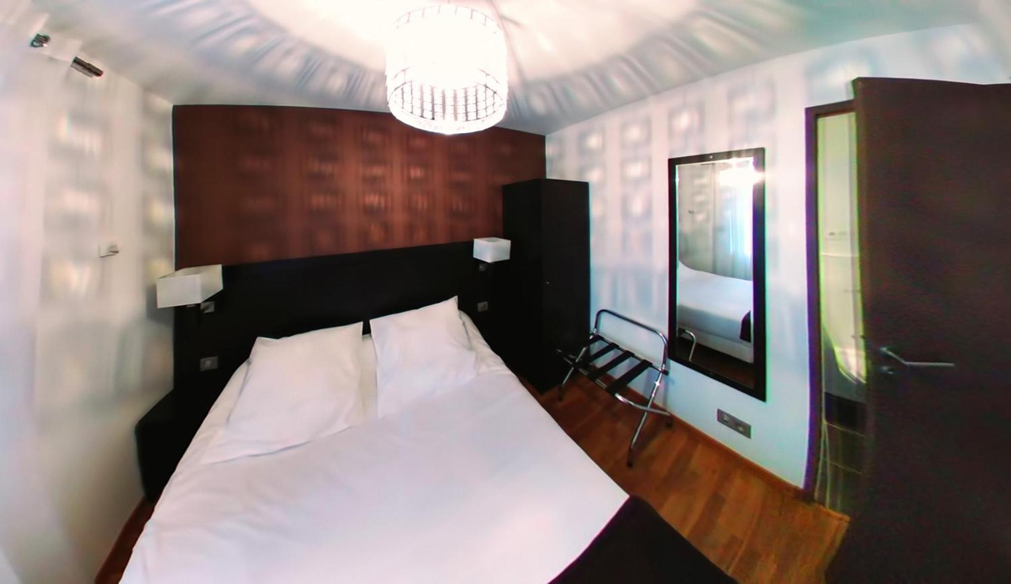 Hotel Au Bon Coin Cloyes-sur-le-Loir Luaran gambar